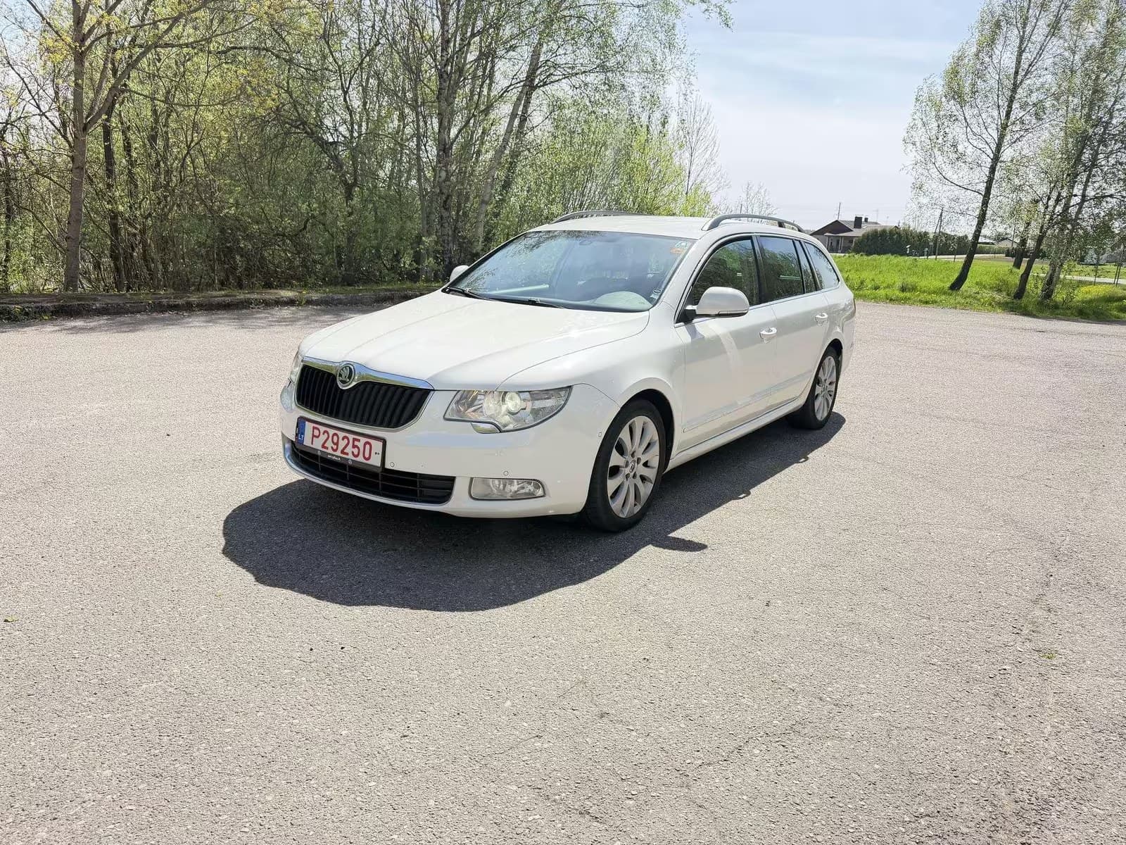Skoda Superb 2010 – nuotrauka 2