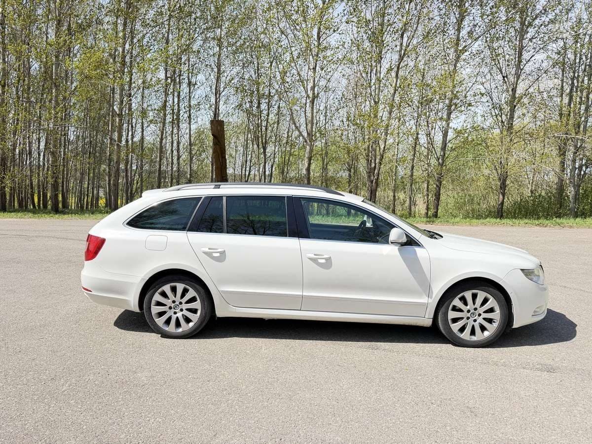 Skoda Superb – nuotrauka 3