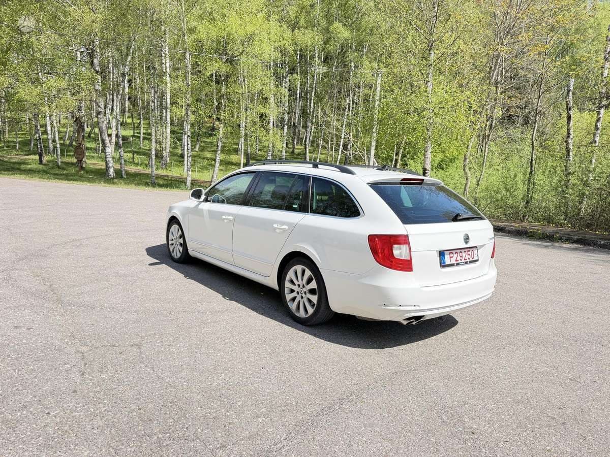 Skoda Superb – nuotrauka 6
