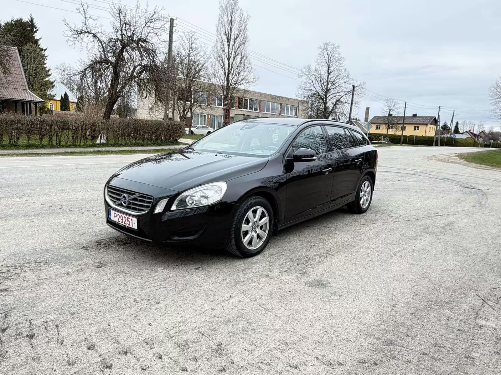Volvo V60 2011 – nuotrauka 1