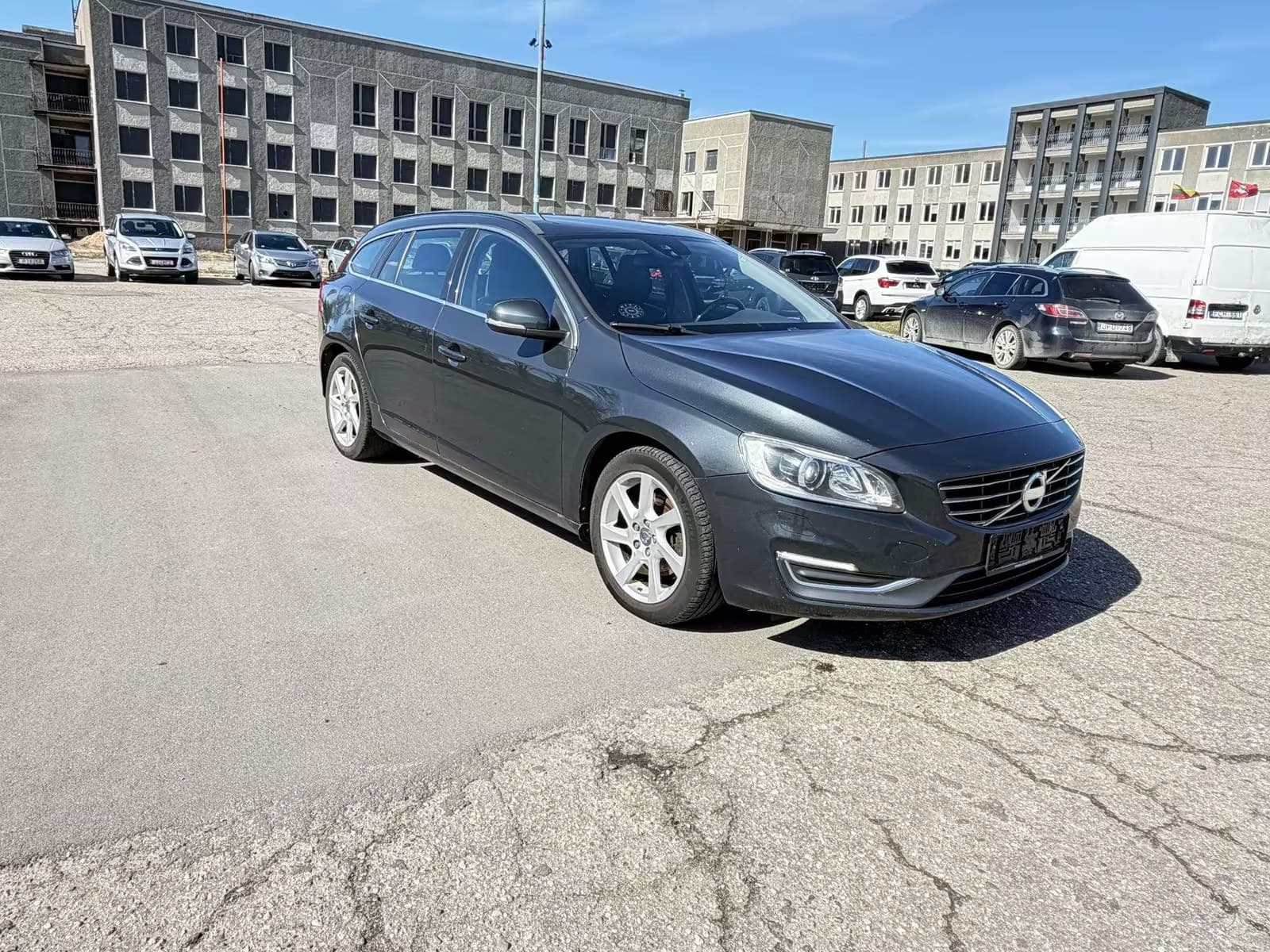 Volvo V60 2014 – nuotrauka 2