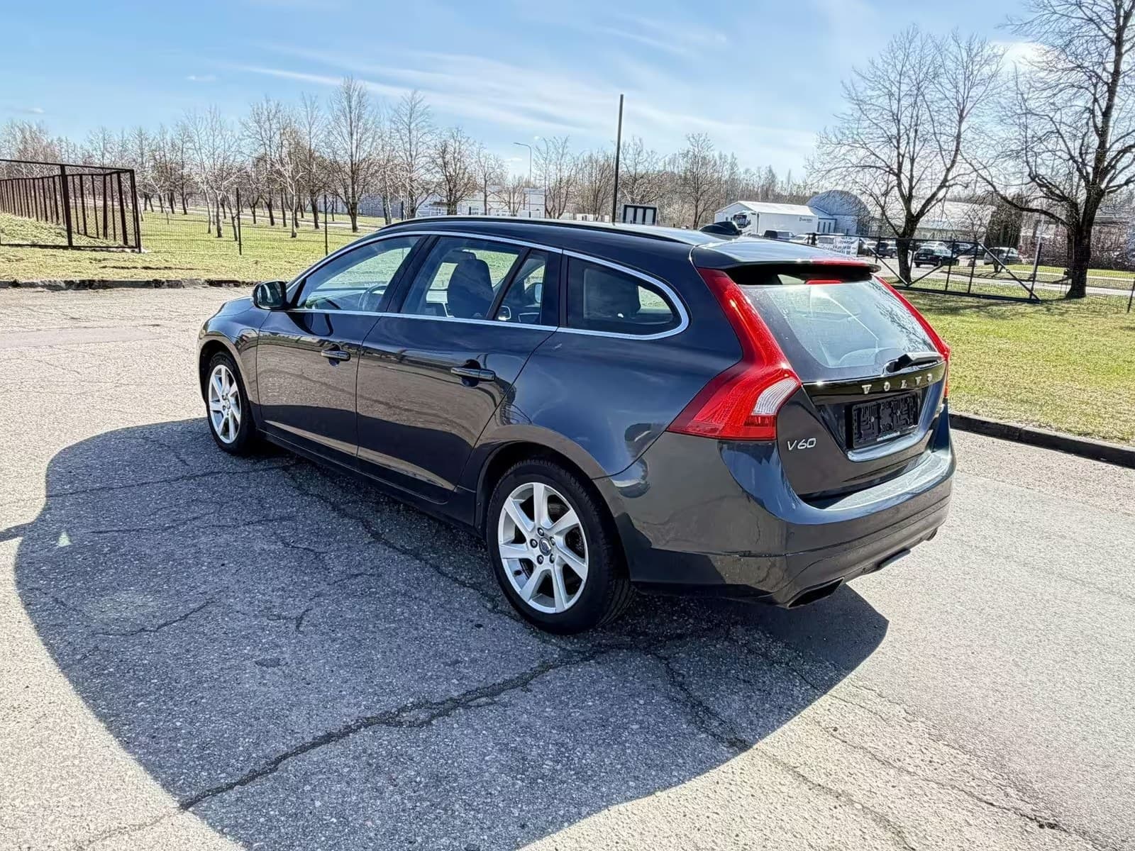 Volvo V60 2014 – nuotrauka 4