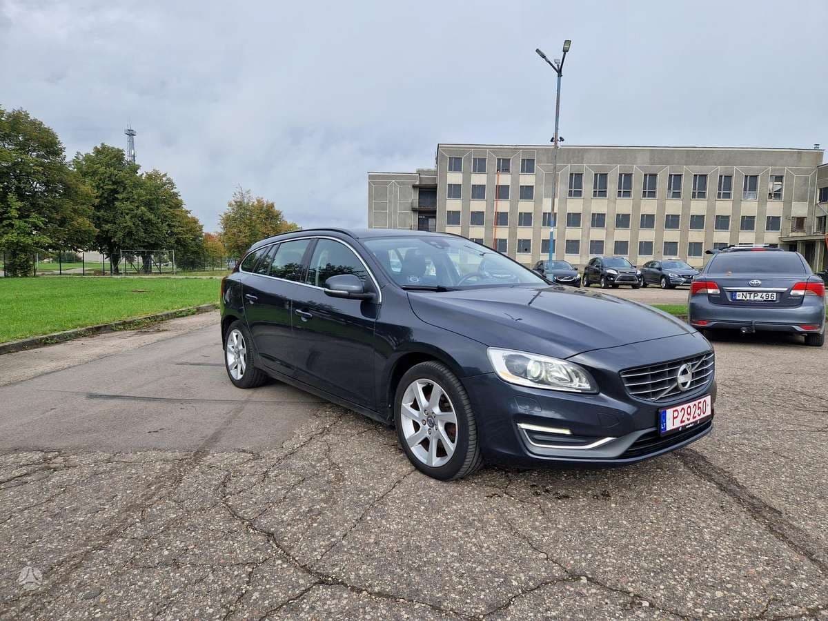 Volvo V60 2014 – nuotrauka 2