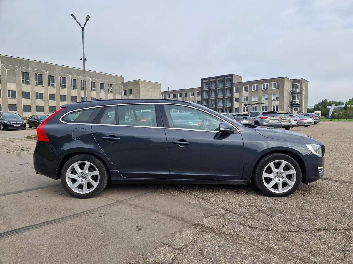 Volvo V60 2014 – nuotrauka 5