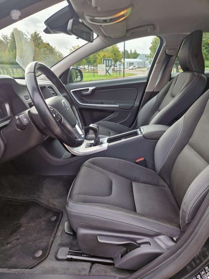 Volvo V60 2014 – nuotrauka 8