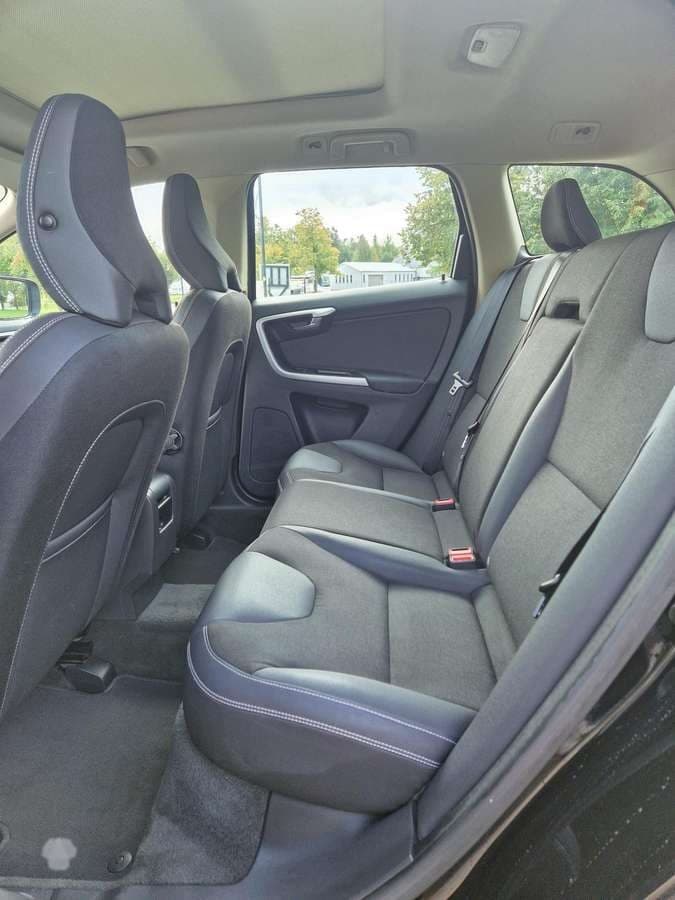 Volvo XC60 2011 – nuotrauka 10
